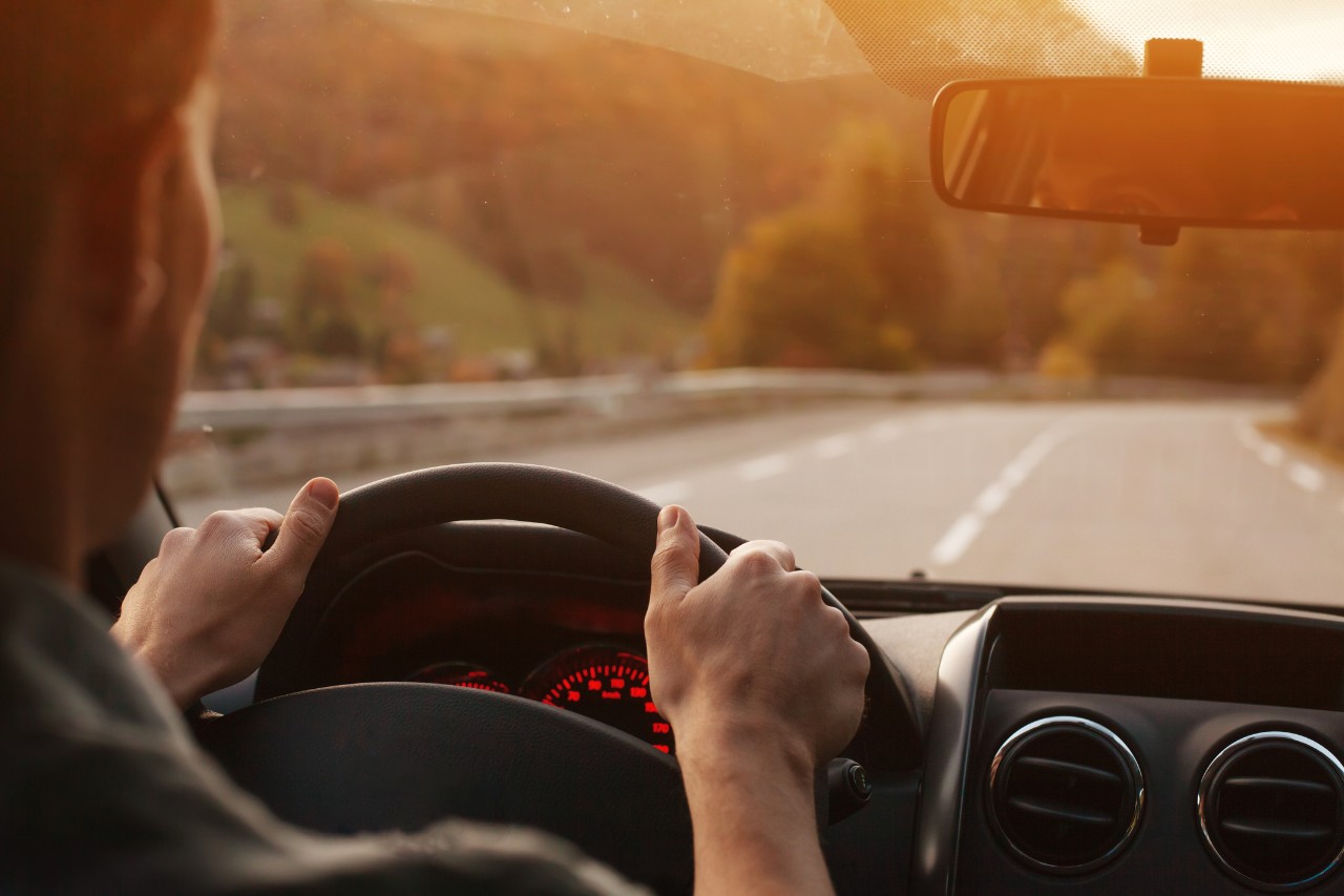 How To Drive Top 10 Driving Tips for Beginners.jpg.thumb .1280.1280